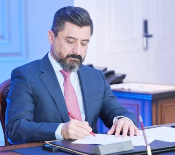 وزير العدل 360x320